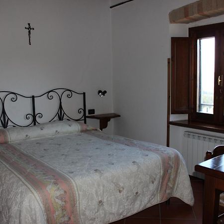 Agriturismo La Ginestrella Civitella D'Arna Chambre photo