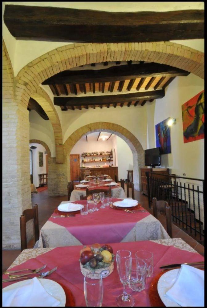 Agriturismo La Ginestrella Civitella D'Arna Extérieur photo