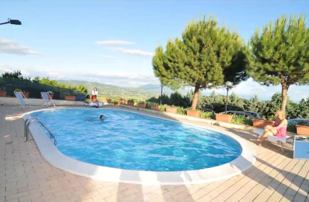 Agriturismo La Ginestrella Civitella D'Arna Extérieur photo